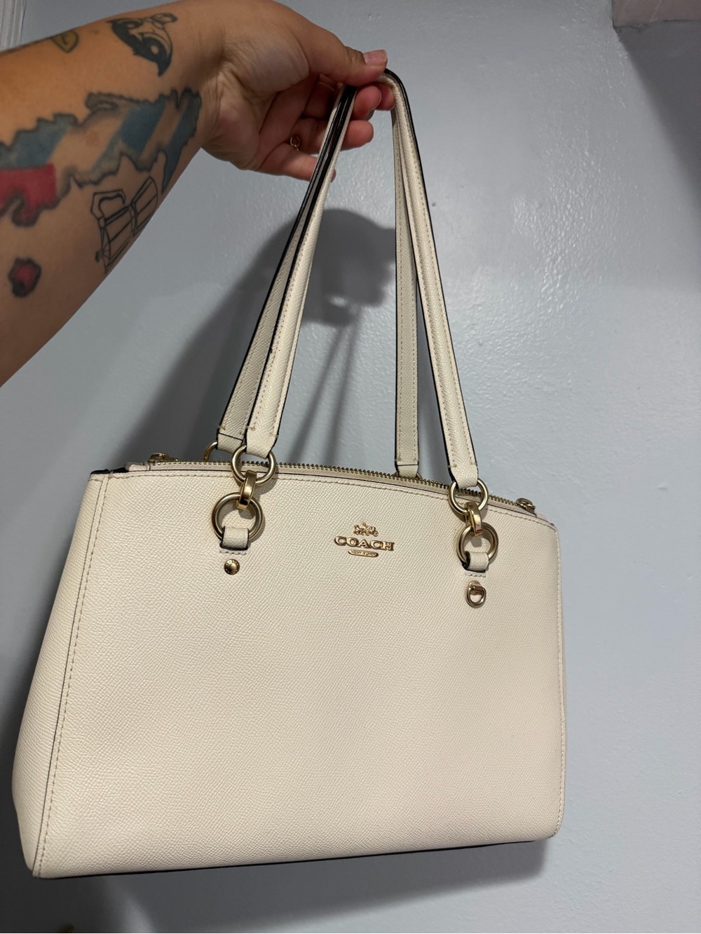 Coach Cream Leather Shoulder Tote with Gold Hardware